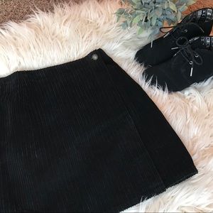 Jeans by Express 3/4 black corduroy mini skirt